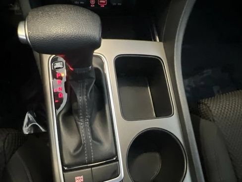 Used 2020 Kia Optima LX FWD image 31