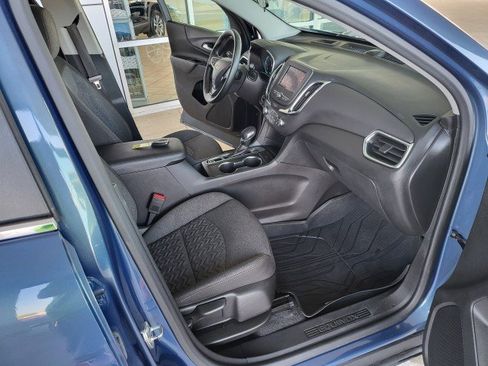 Used 2024 Chevrolet Equinox LT w/ LPO, Floor Liner Package image 18