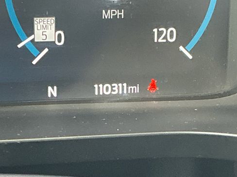 Used 2023 Ford F150 Lariat w/ Equipment Group 502A High image 11