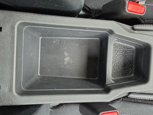 Used 2024 Nissan Kicks SV FWD image 9
