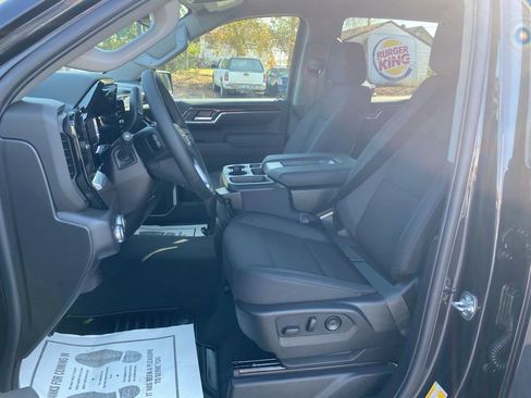 New 2026 GMC Sierra 1500 Elevation image 10