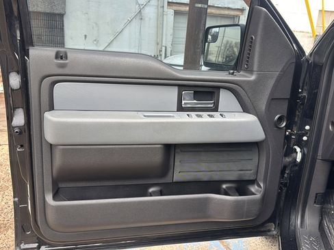 Used 2014 Ford F150 XLT w/ Equipment Group 302A Luxury image 15