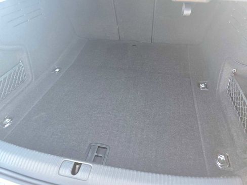 Used 2023 Audi A4 2.0T Premium w/ Convenience Package image 17