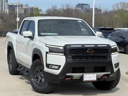 New 2026 Nissan Frontier Pro-X w/ Pro-X Convenience Package RWD image 2