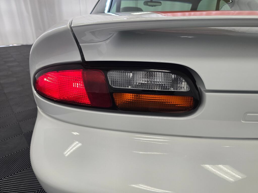 Used 1997 Chevrolet Camaro SS w/ Preferred Equipment Group 2 RWD image 28