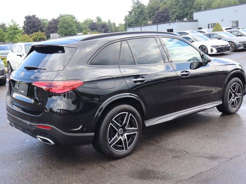 Used 2025 Mercedes-Benz GLC 350e 4MATIC w/ AMG Line image 5