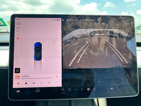Used 2021 Tesla Model Y Performance AWD/4WD image 24