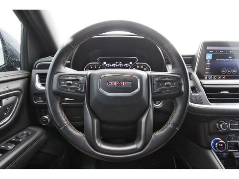 Used 2021 GMC Yukon AT4 w/ AT4 Premium Package AWD/4WD image 15