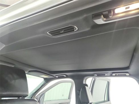 Used 2021 Ford Expedition XLT image 23