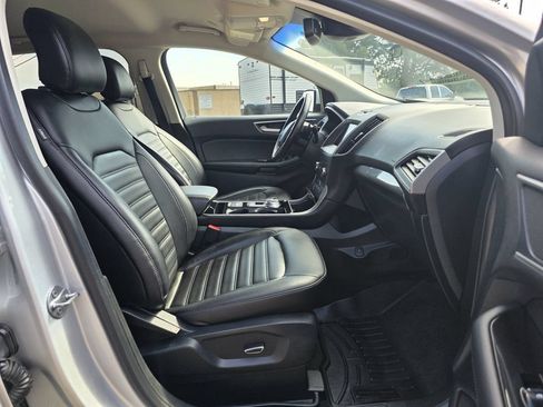 Used 2019 Ford Edge SEL w/ Equipment Group 201A AWD/4WD image 23