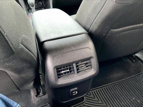 Used 2022 Chevrolet Equinox LT image 10