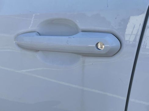 Used 2021 Toyota RAV4 LE FWD image 25