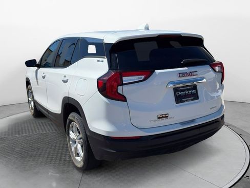 Used 2024 GMC Terrain SLE AWD/4WD image 7