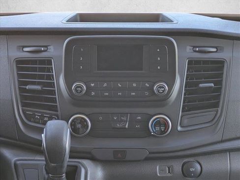 New 2025 Ford Transit 250 148 Medium Roof image 12