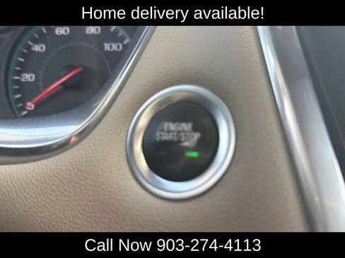 Used 2022 Chevrolet Traverse LS image 25