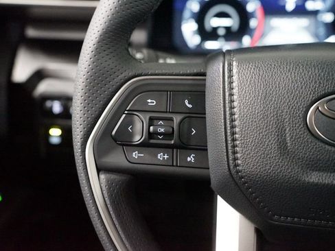 New 2026 Toyota 4Runner Limited image 15