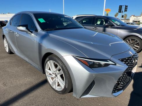 Used 2021 Lexus IS 300 w/ Comfort Package RWD image 3
