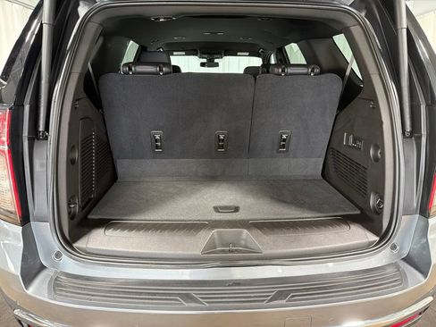 Certified 2021 Chevrolet Tahoe LT w/ Luxury Package AWD/4WD image 8