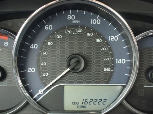 Used 2016 Toyota Corolla CE image 4