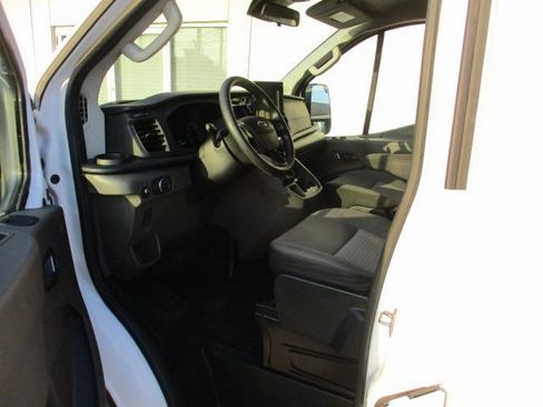 Used 2023 Ford Transit 350 XLT image 8