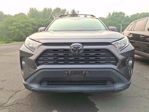 Used 2020 Toyota RAV4 XLE w/ Convenience Package AWD/4WD image 2