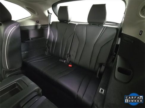 Used 2022 Acura MDX SH-AWD w/ Advance Package image 16