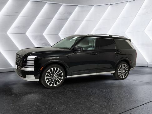 Used 2026 Hyundai Palisade Calligraphy AWD/4WD image 3