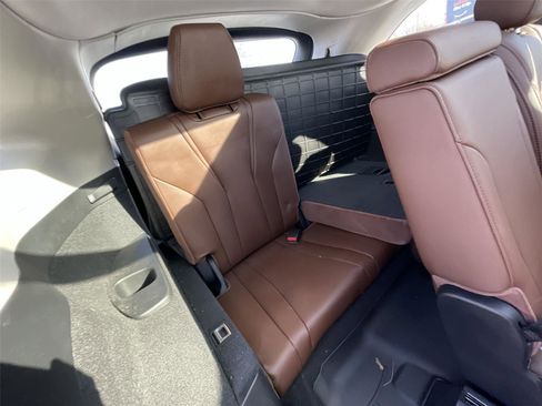 Used 2024 Acura MDX SH-AWD w/ Technology Package image 24