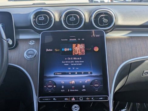 Used 2025 Mercedes-Benz C 300 Sedan image 15