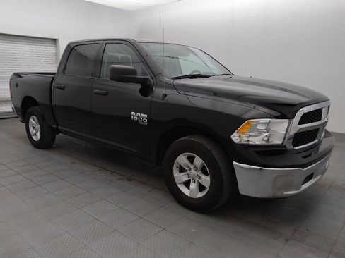Used 2022 RAM 1500 Classic SLT RWD image 11
