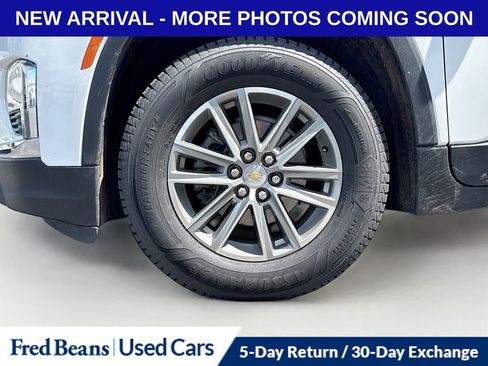 Used 2023 Chevrolet Traverse LT w/ LPO, Floor Liner Package AWD/4WD image 12