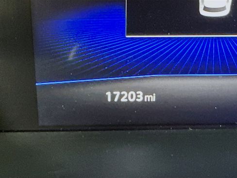 Used 2024 Volkswagen Tiguan Wolfsburg Edition image 18