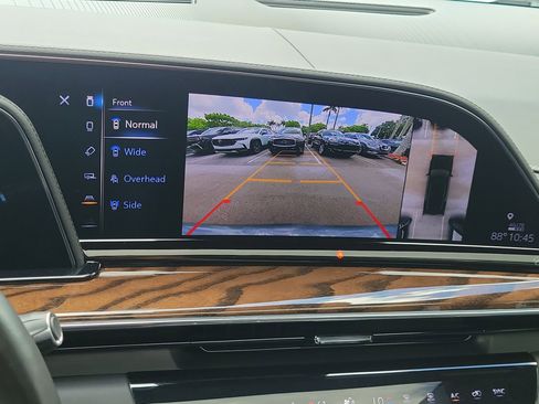Used 2022 Cadillac Escalade ESV Premium Luxury Platinum w/ Heavy-Duty Trailer Package RWD image 31