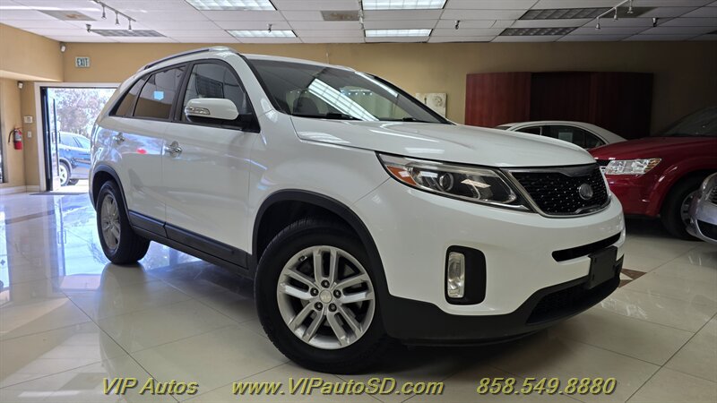 Used 2014 Kia Sorento LX FWD image 1