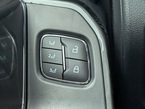 Used 2022 Ford F150 Lariat AWD/4WD image 31