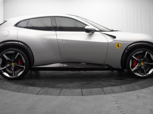 Used 2025 Ferrari Purosangue AWD/4WD image 2