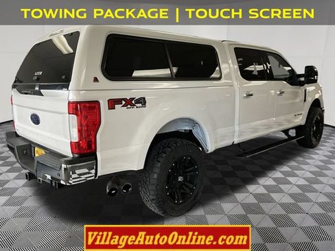 Used 2017 Ford F250 Lariat w/ Lariat Ultimate Package AWD/4WD image 4