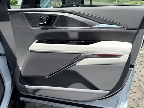 New 2026 Cadillac Escalade IQ AWD Sport 1 w/ LPO, Floor Liner Package image 59