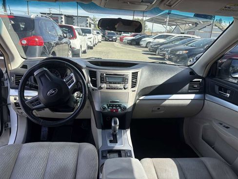 Used 2012 Subaru Outback 2.5i Premium w/ All-Weather Pkg image 18