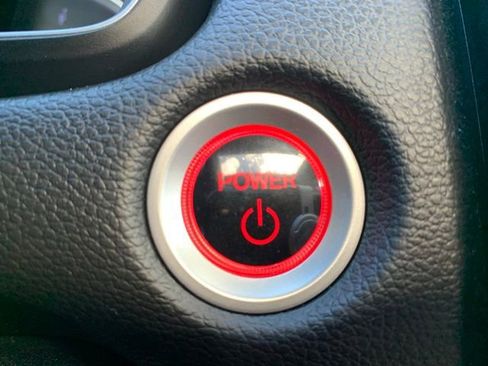 Used 2021 Honda CR-V Touring image 23