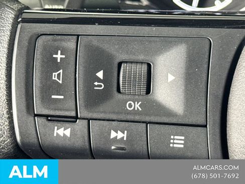 Used 2023 Nissan Rogue SV AWD/4WD image 27