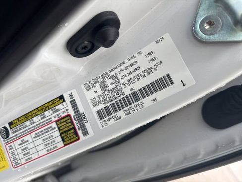 Used 2024 Toyota Sequoia Limited AWD/4WD image 16