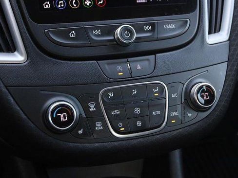 Used 2023 Chevrolet Malibu LT image 18