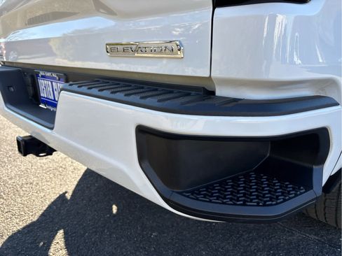 Used 2024 GMC Sierra 1500 Elevation image 38