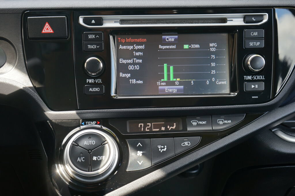 Used 2015 Toyota Prius C Two FWD image 23