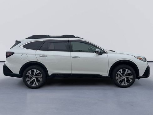 Used 2021 Subaru Outback Touring AWD/4WD image 2