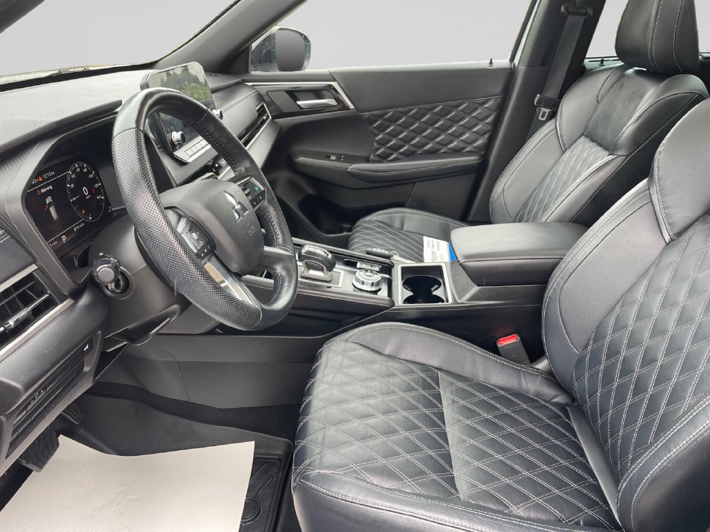 Used 2023 Mitsubishi Outlander SEL Black Edition AWD/4WD image 21