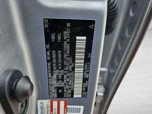 Used 2023 Toyota Highlander LE FWD image 23