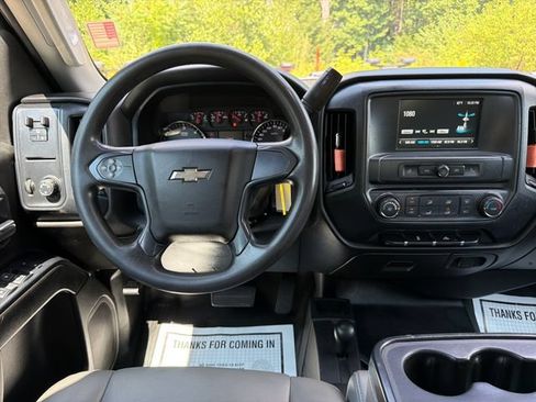 Used 2018 Chevrolet Silverado 3500 W/T AWD/4WD image 14