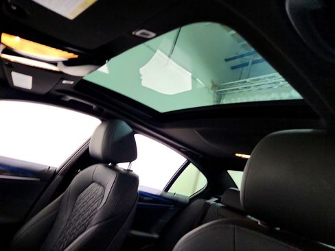 Used 2021 BMW 530e 530e image 11